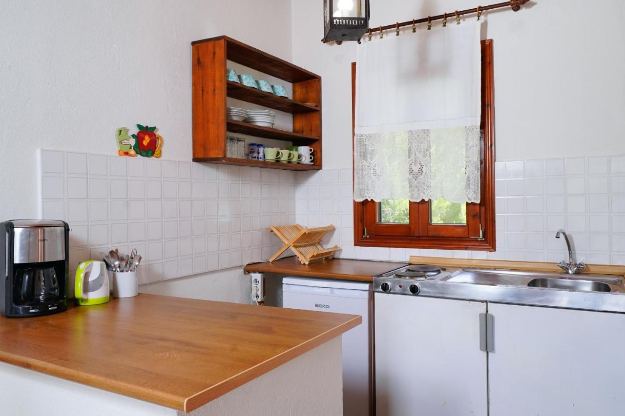 Giola Bungalows Sirines Astris Luaran gambar